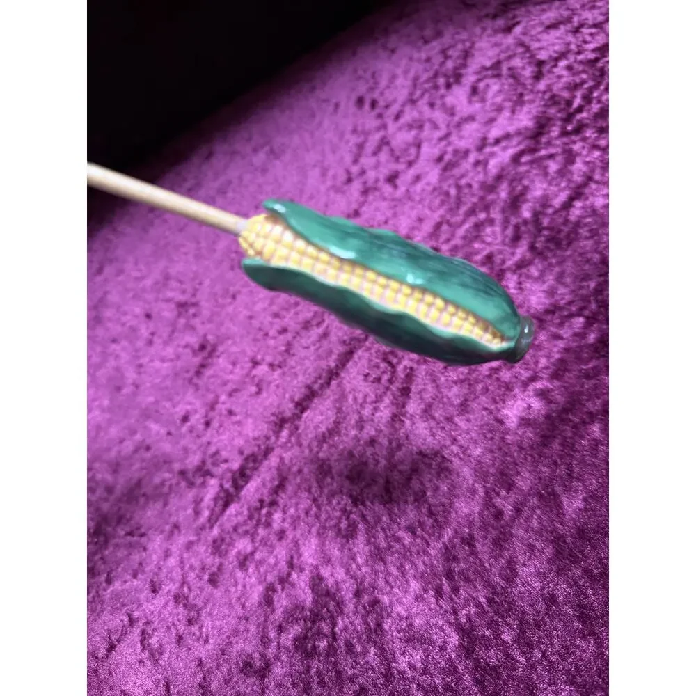 Vintage Home Decor Resin Candle Snuffer – Figural Corn Cob Kitsch Design